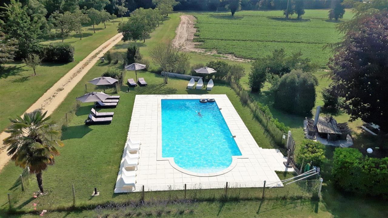 Chateau La Mothaye - Self Catering Apartments With Pool In The Loire Valley Les Bois-d'Anjou ภายนอก รูปภาพ